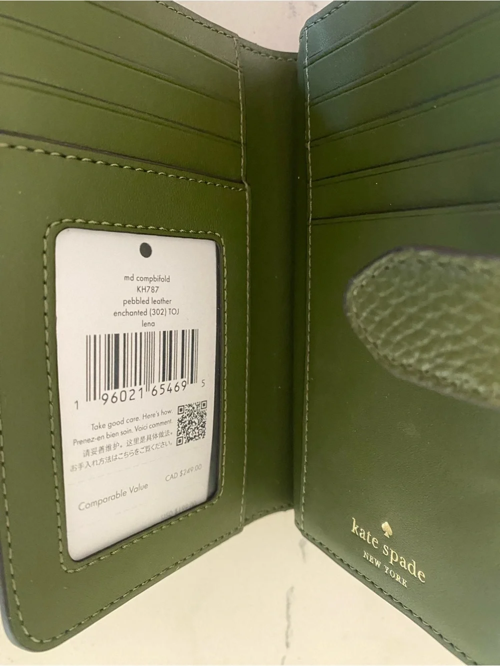 NWT Kate Spade green wallet